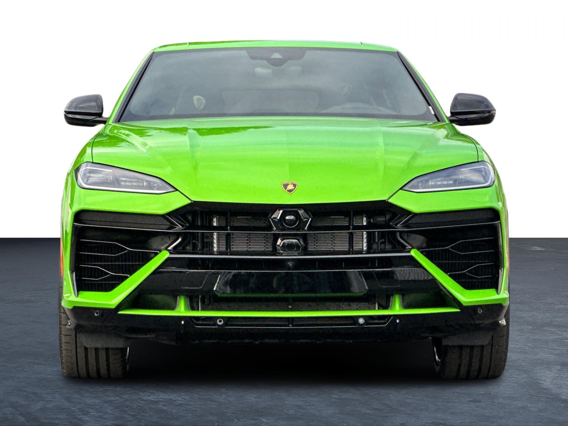 2025 Lamborghini Urus SE photo 3