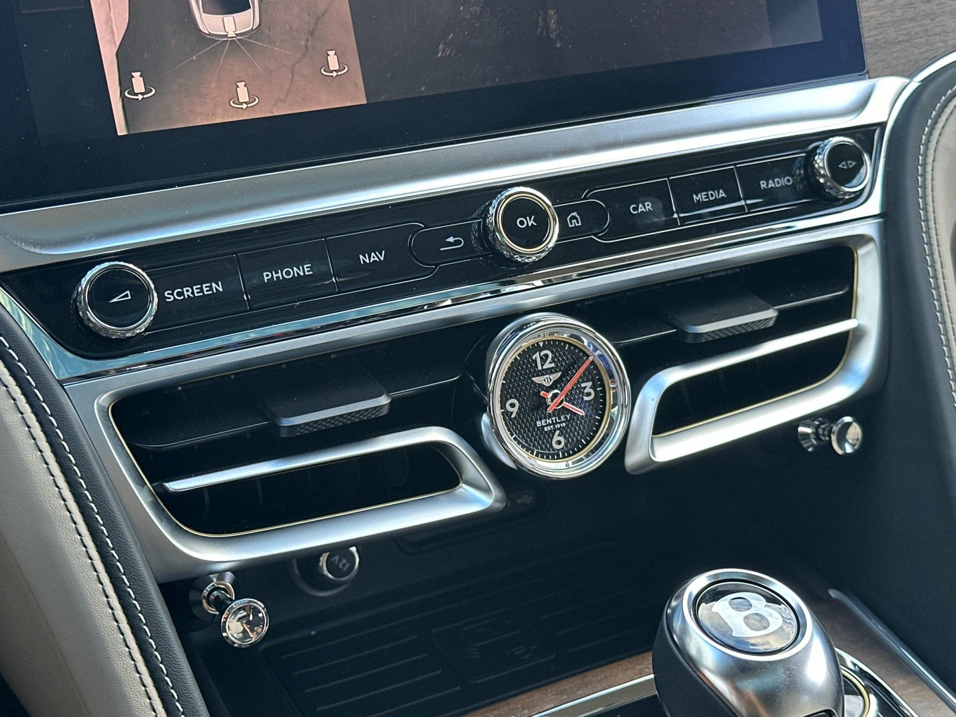 2026 Bentley Flying Spur Azure - Photo 23