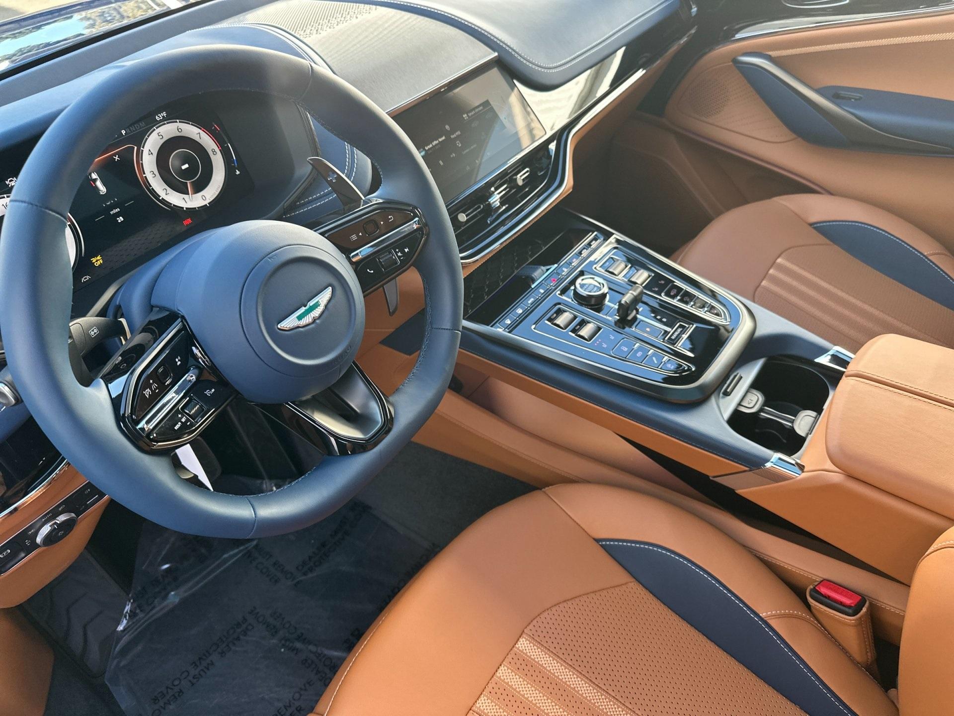 2025 Aston Martin DBX DBX707 photo 3