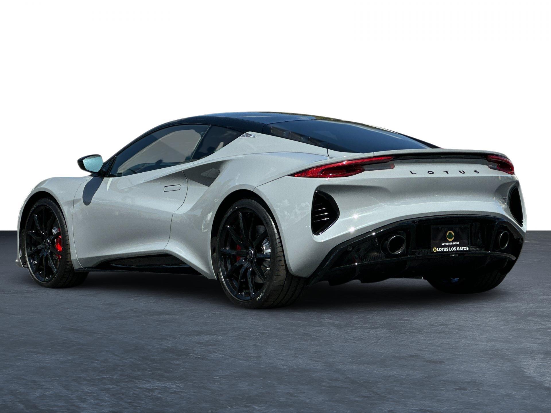 2025 Lotus Emira photo 5