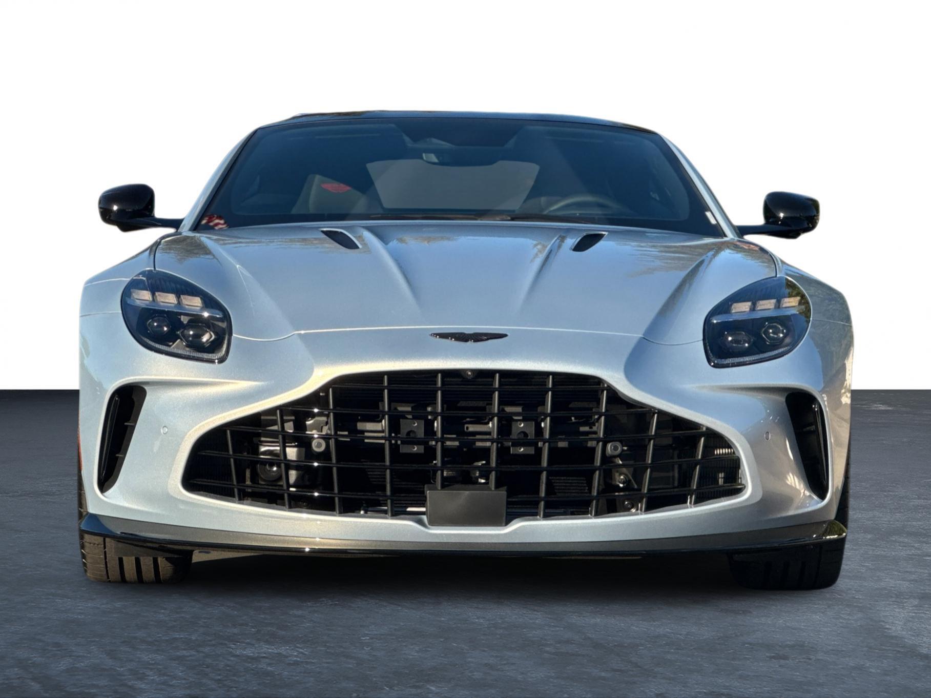 2025 Aston Martin Vantage photo 7