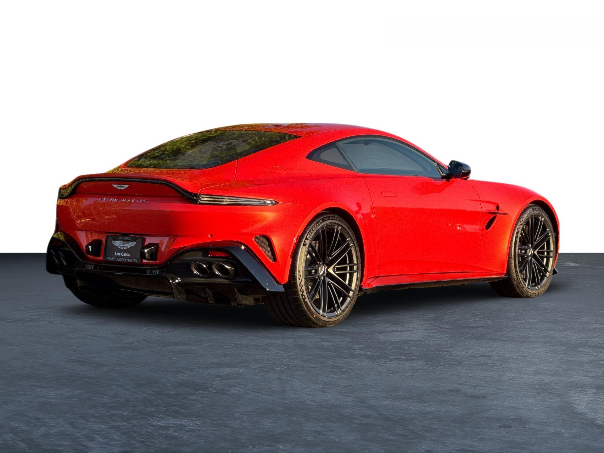 2025 Aston Martin Vantage photo 28