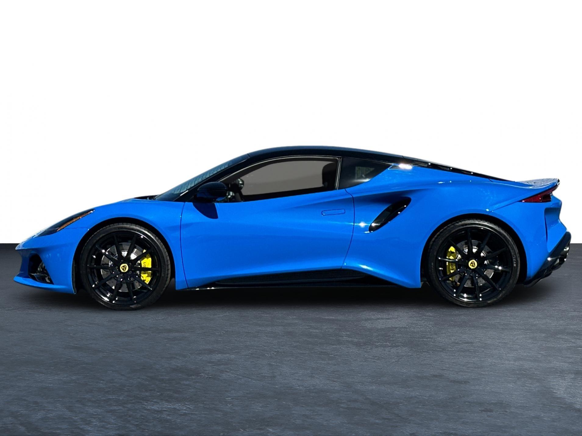 2025 Lotus Emira Base photo 4